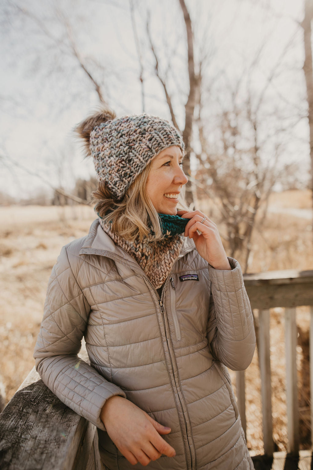 Blue Speckle Merino Wool Knit Hat with Faux Fur Pom Pom - Hand-Dyed Yarn