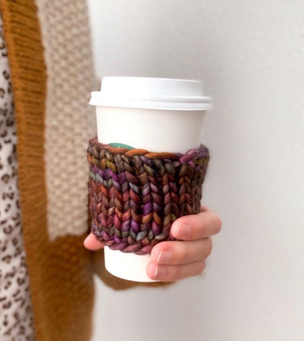 KNITTING PATTERN: Scrap Yarn Coffee Cozy Pattern | Knit Coffee Sleeve Pattern