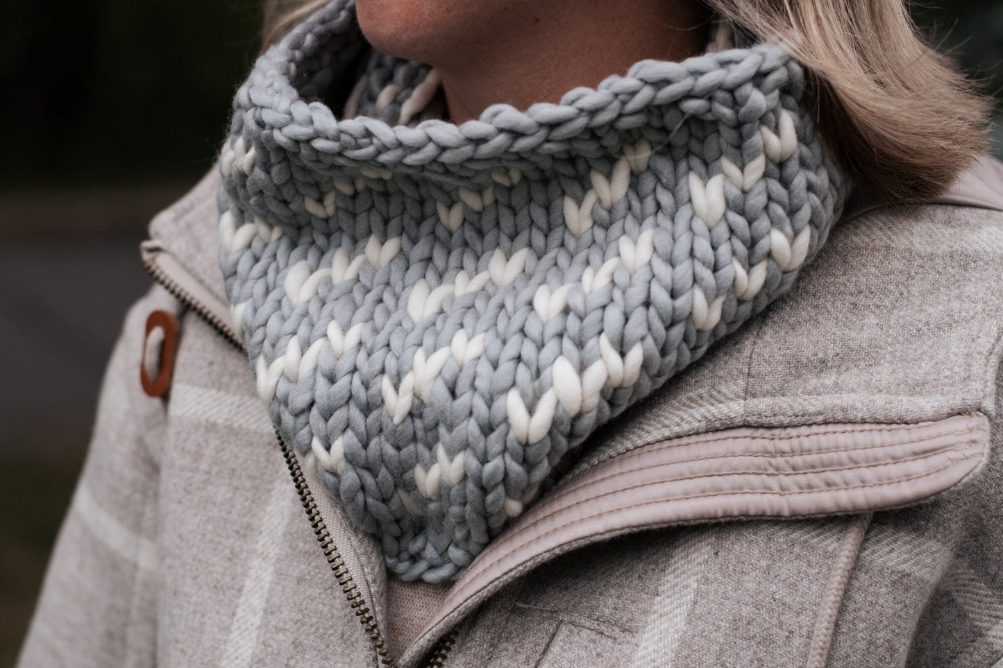 KNITTING PATTERN: Migrations Cowl