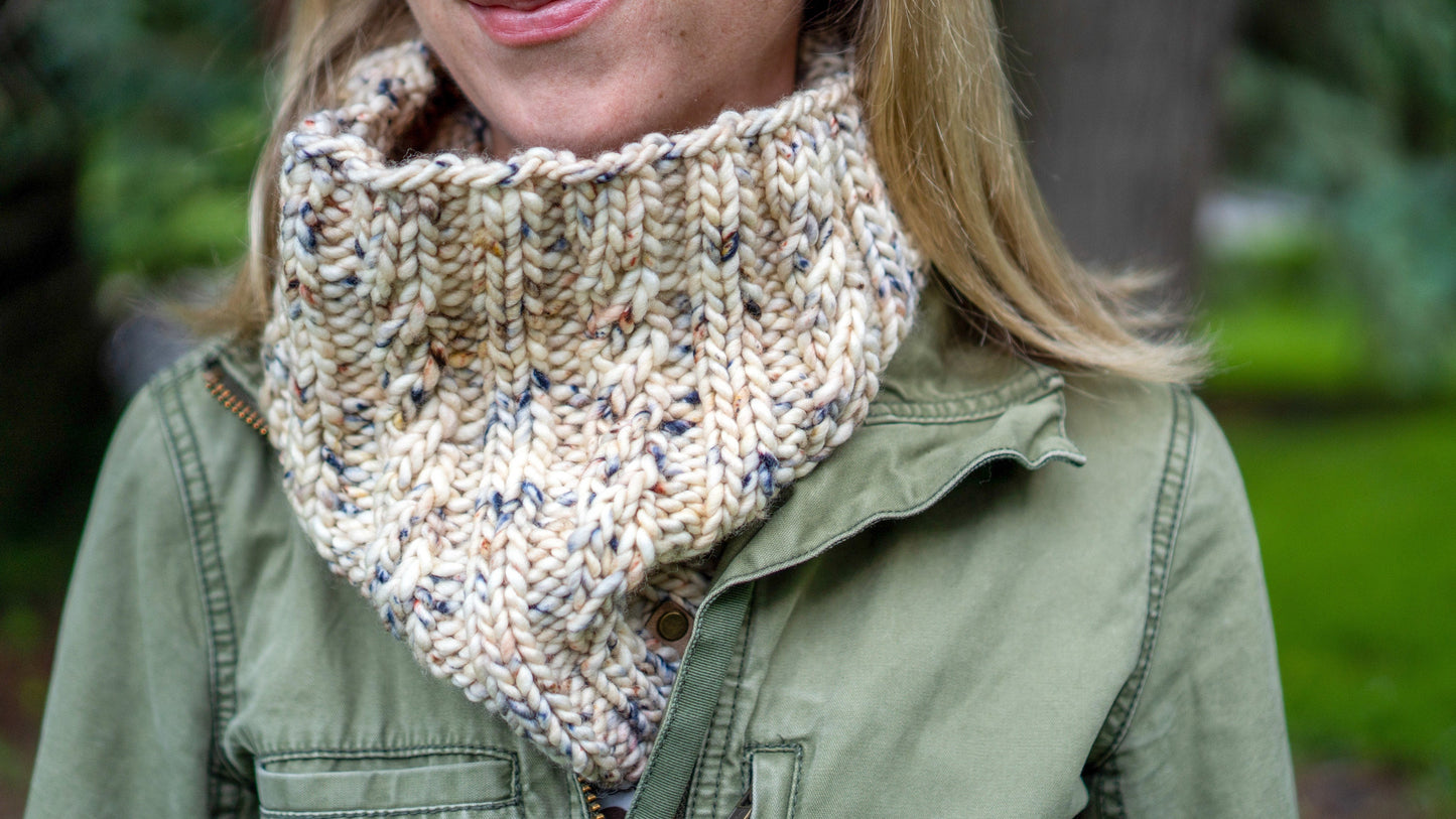KNITTING PATTERN: Spindrift Cowl | Cable Knit Cowl Pattern | Easy Super Bulky and Bulky Yarn Knitting Pattern