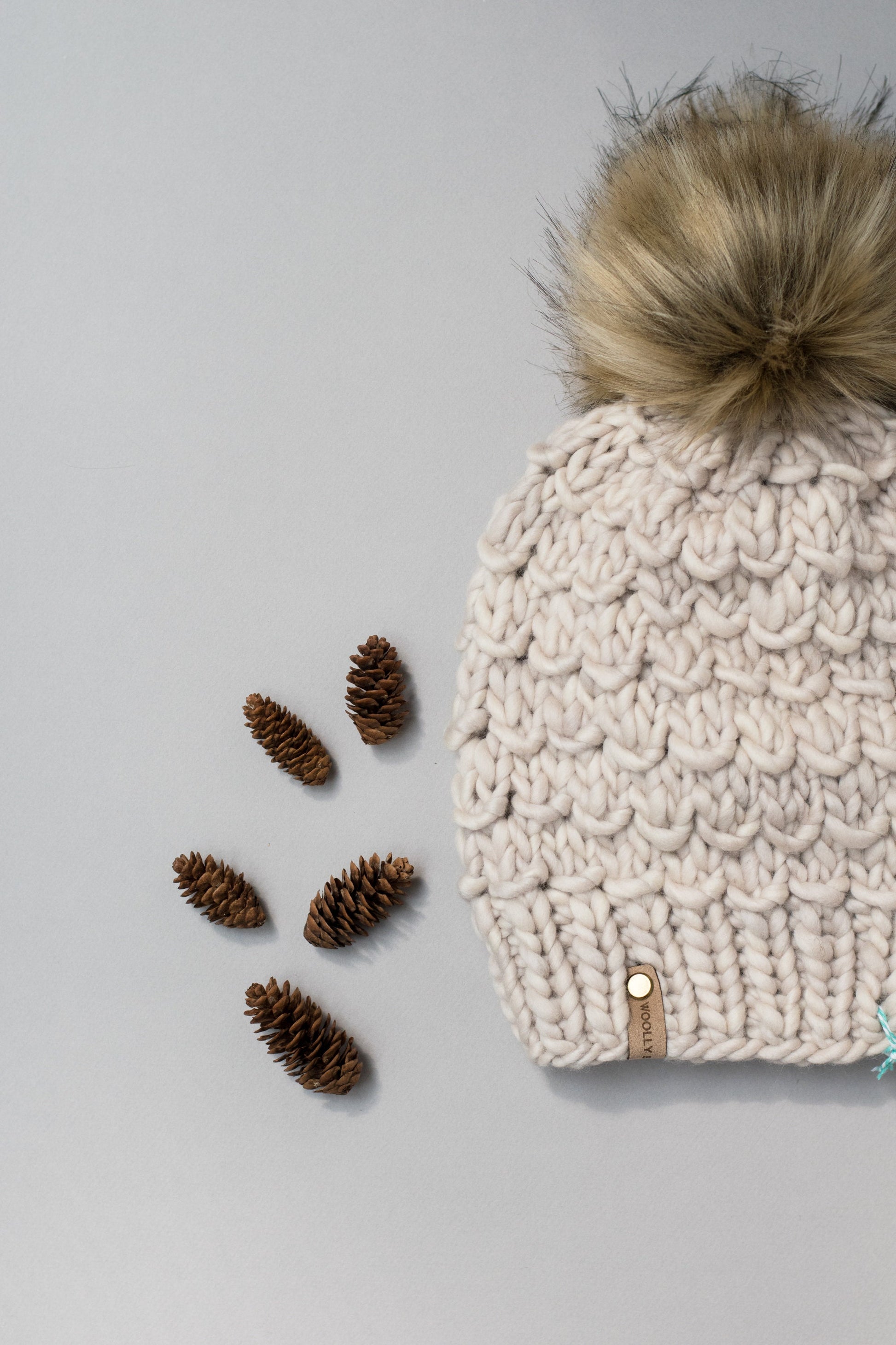 Beige Merino Wool Knit Hat with Faux Fur Pom Pom, Adult Chunky Knit Pom Pom Beanie, Ethically Sourced Wool Hat, Hand Knit Hat