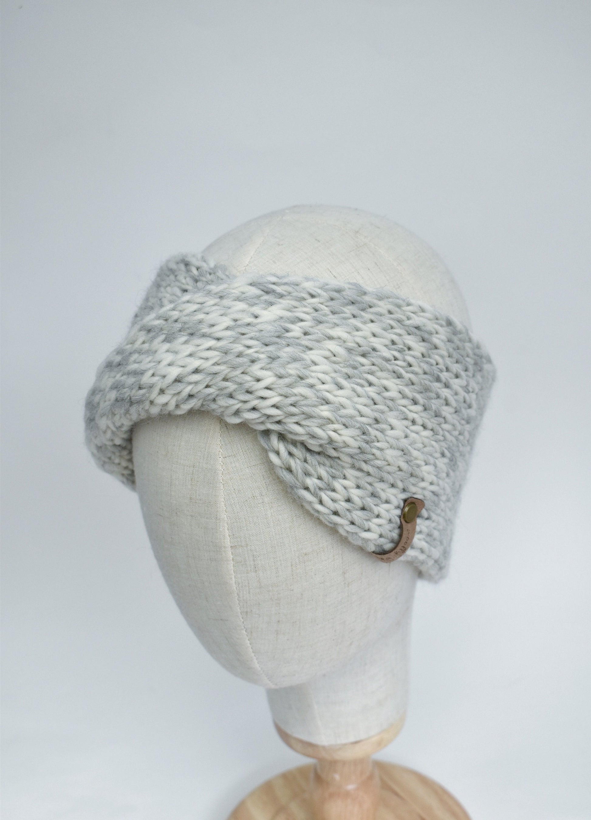 Light Gray Peruvian Wool Hand Knit Headband