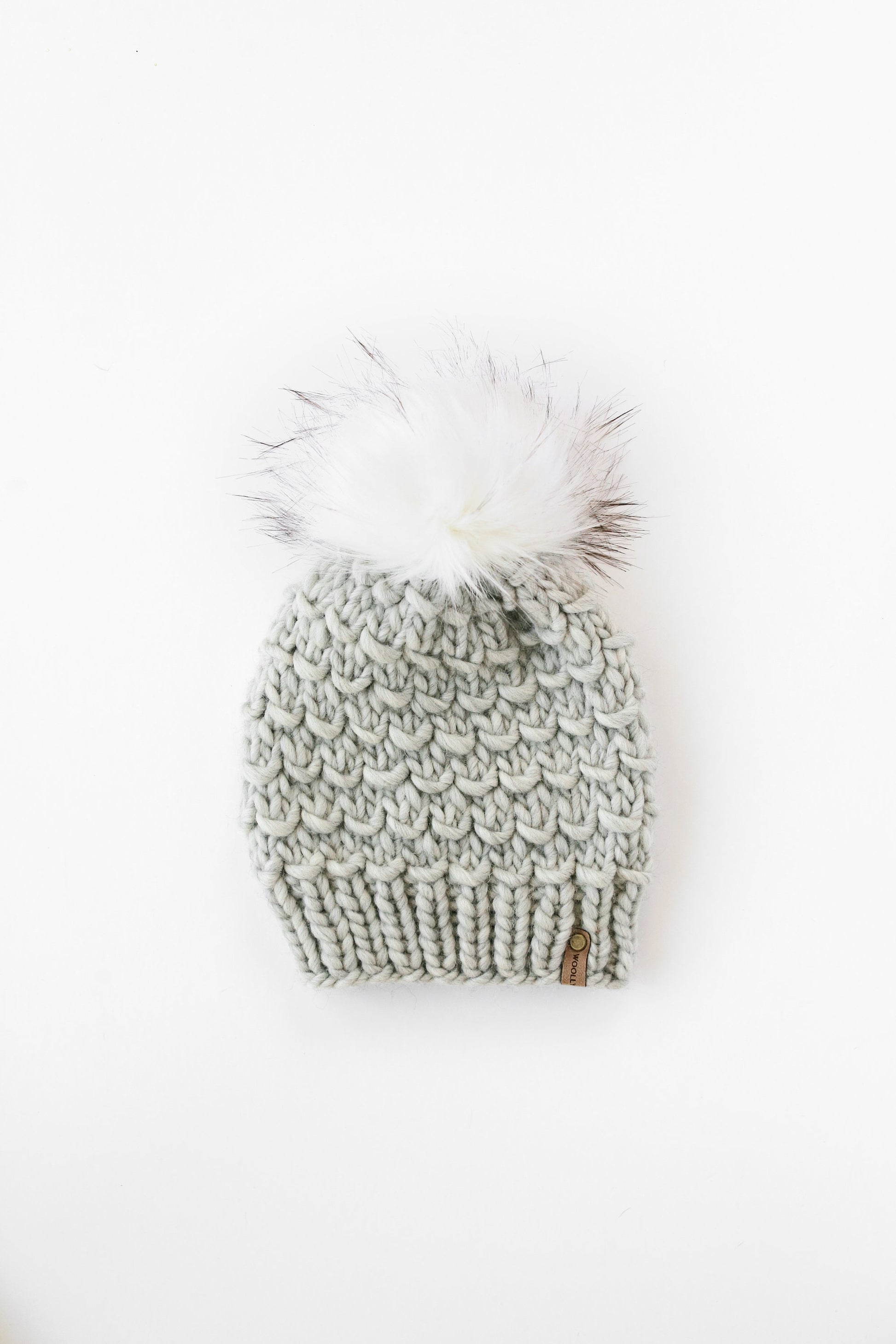 Light Gray Peruvian Wool Knit Hat with Faux Fur Pom Pom – Woolly