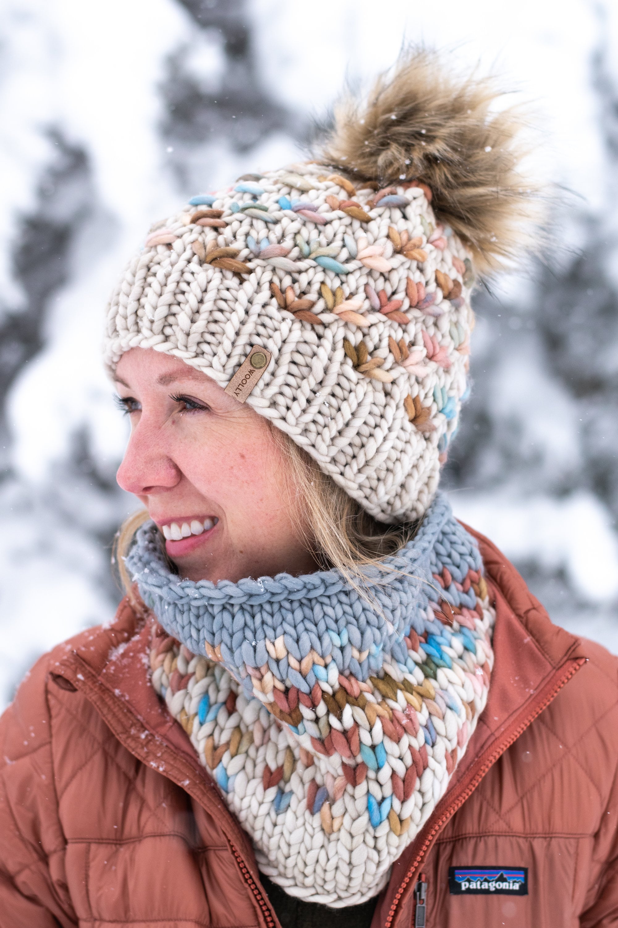 Pisces - hand knit, textured wool cowl store and hat set